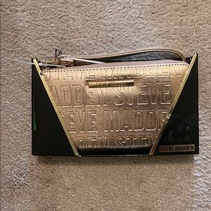 Steve Madden Metallic Gold Wristlet
